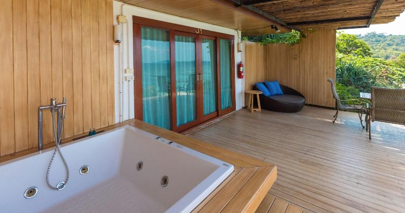 The Cliff Lipe Resort - Teras