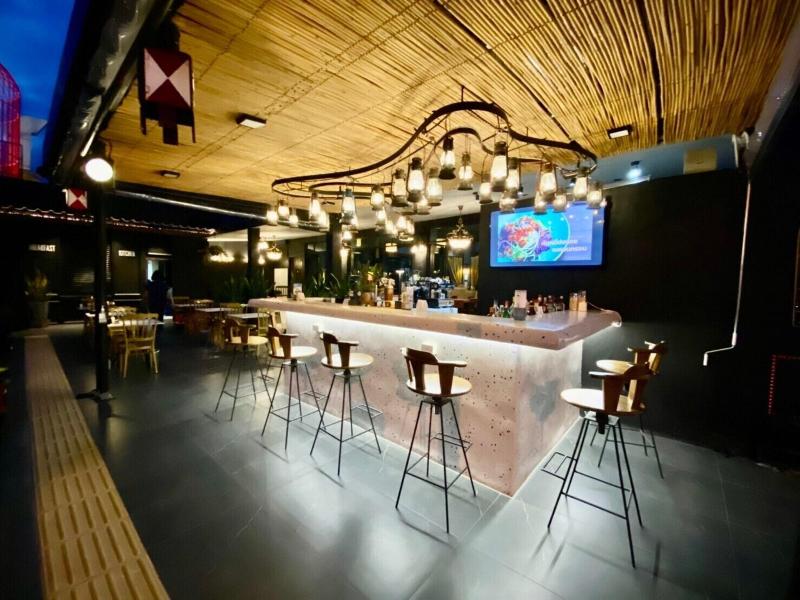 The Bridge Residence Hotel - Bar