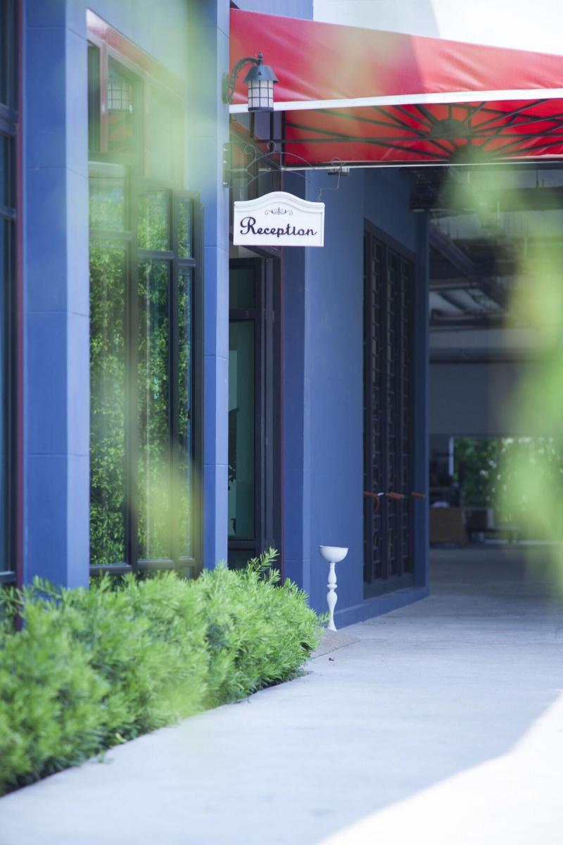 The Bridge Residence Hotel - Genel