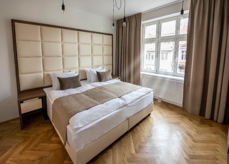 Letna Garden Suites - Oda