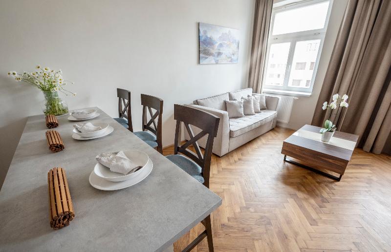 Letna Garden Suites - Oda