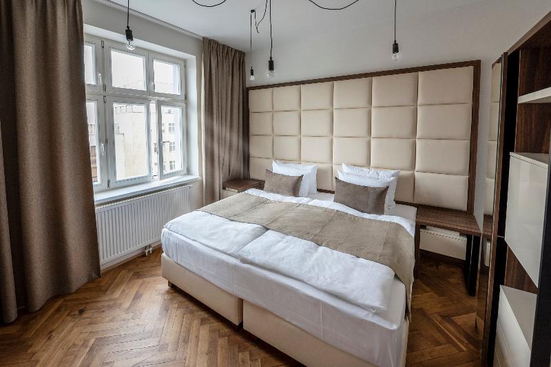 Letna Garden Suites - Oda