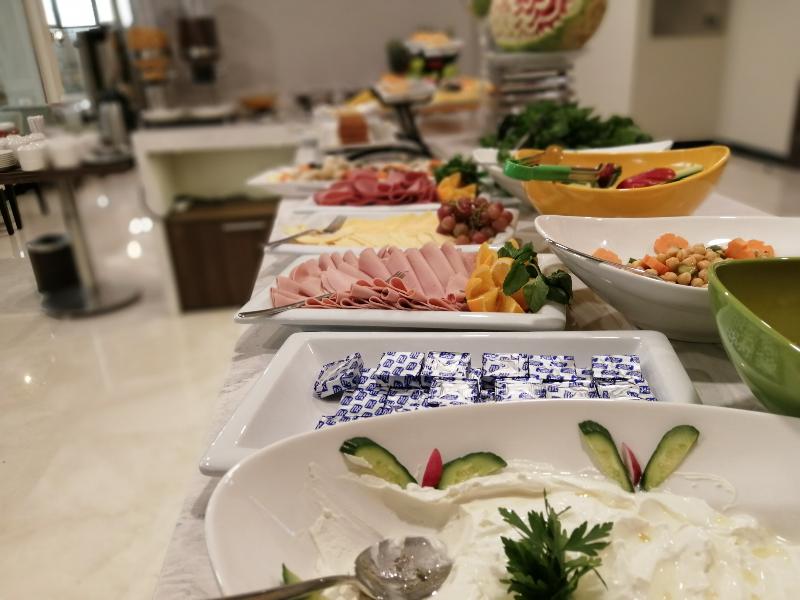 Aquila Hotel Jeddah Al Hamra - Restoran