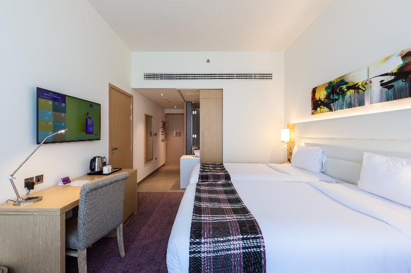Premier Inn Dragon Mart Hotel - Oda