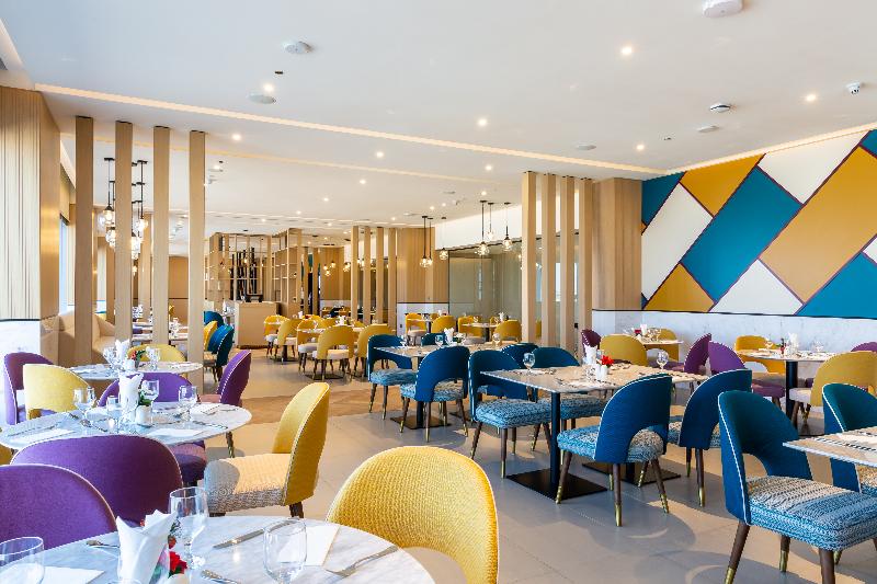 Premier Inn Dragon Mart Hotel - Restoran