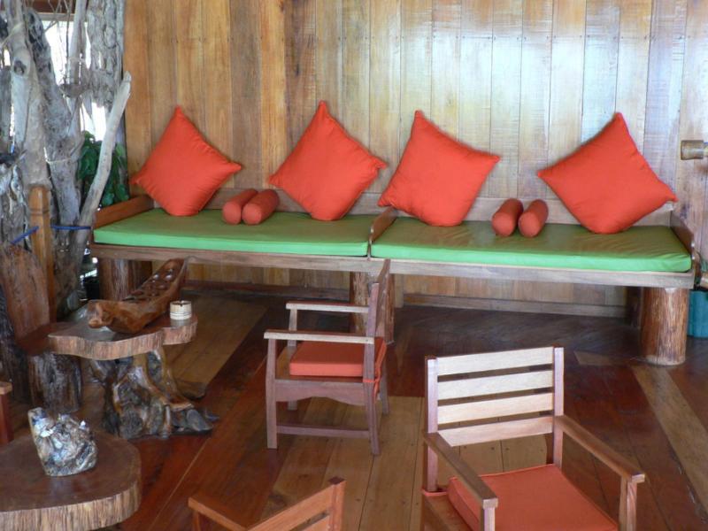 Waecicu Eden Beach Hotel - Lobi