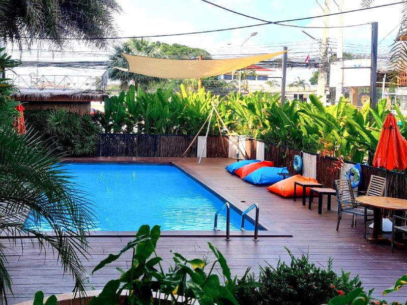 Crystal Jade Rayong Hotel - Havuz