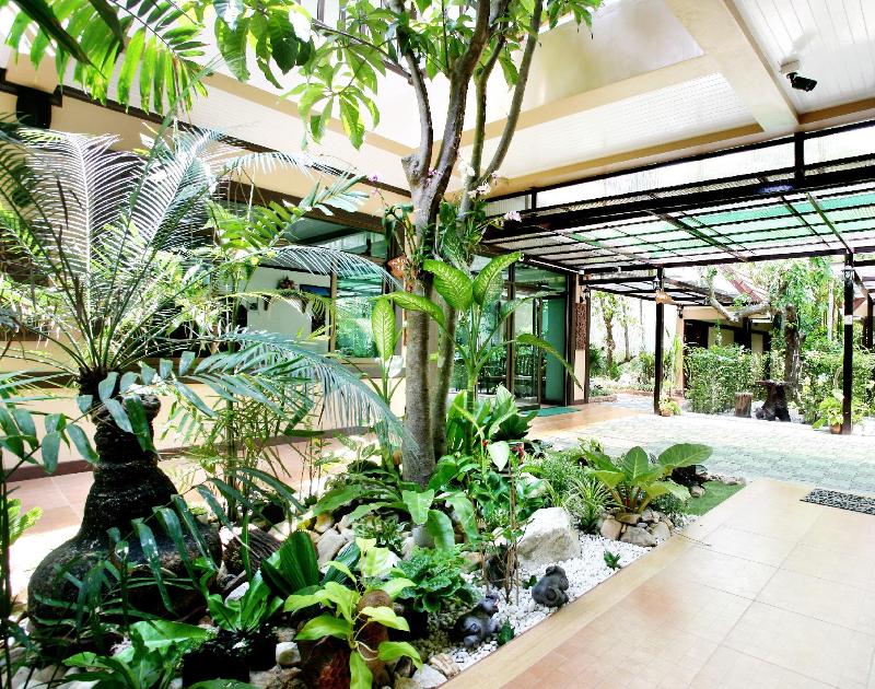 Baan Na Khon Hotel - Genel