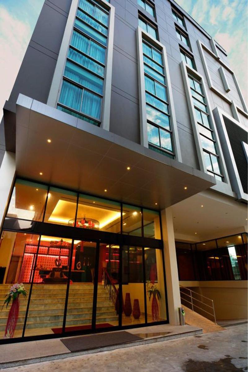 Buri Sriphu Hotel & Convention Centre - Genel