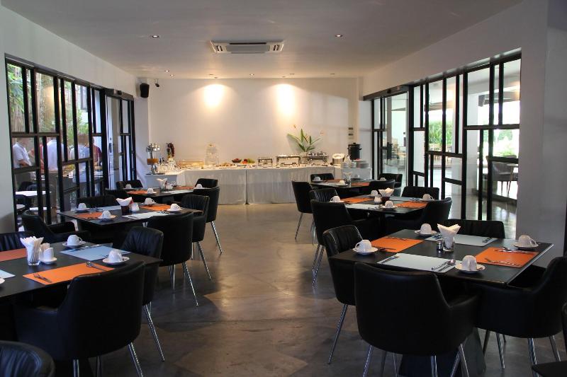 UMA Residence - Restoran