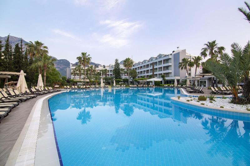 Fame Residence Goynuk - Havuz