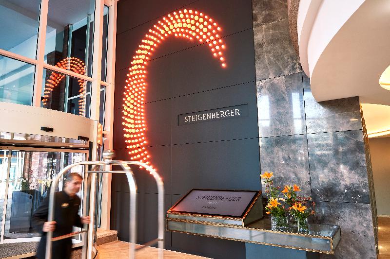 Steigenberger Hotel Hamburg - Lobi