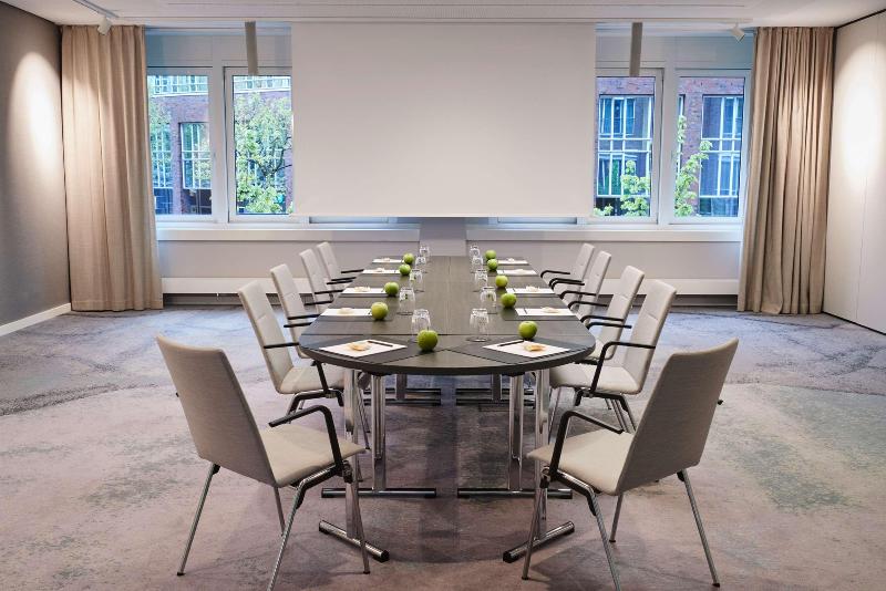 Steigenberger Hotel Hamburg - Toplantı