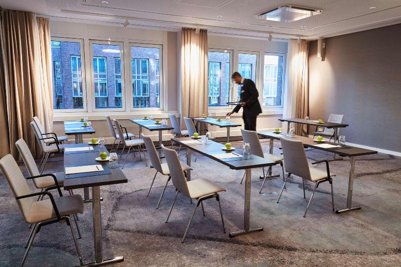 Steigenberger Hotel Hamburg - Toplantı