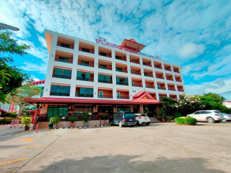 Rayong Lanna Hotel - Genel