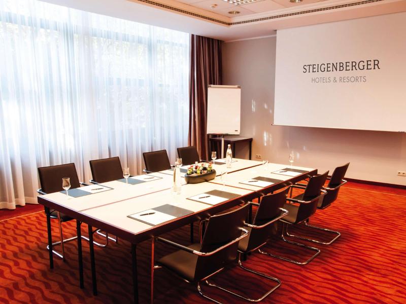 Steigenberger Hotel Dortmund - Toplantı