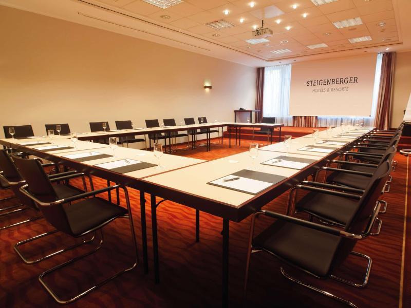 Steigenberger Hotel Dortmund - Toplantı