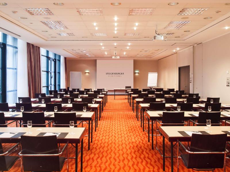 Steigenberger Hotel Dortmund - Toplantı