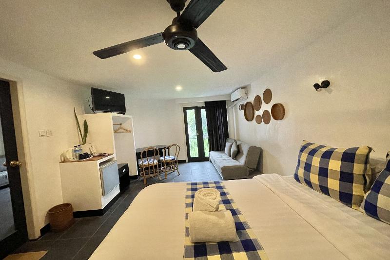 Taman Unique Hotel Senggigi by ZUZU - Oda