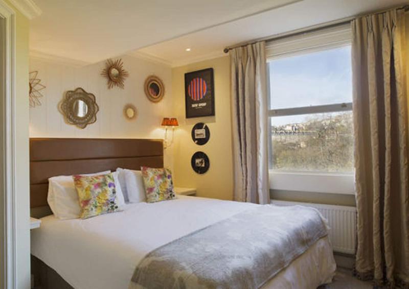 No 15 Great Pulteney - Oda