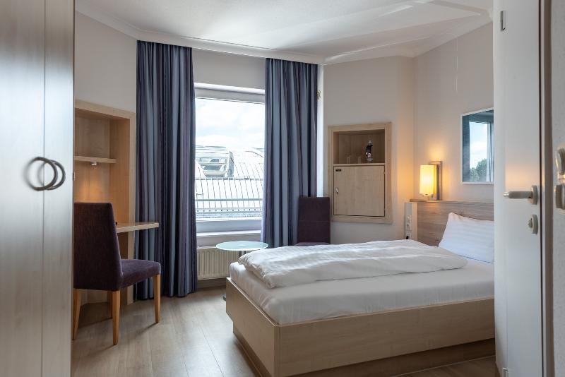 IntercityHotel Kiel - Oda
