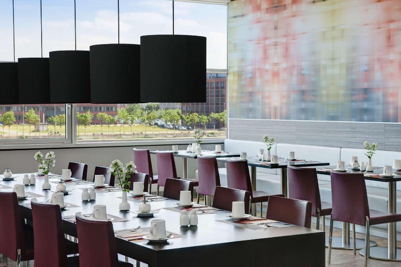 IntercityHotel Kiel - Restoran