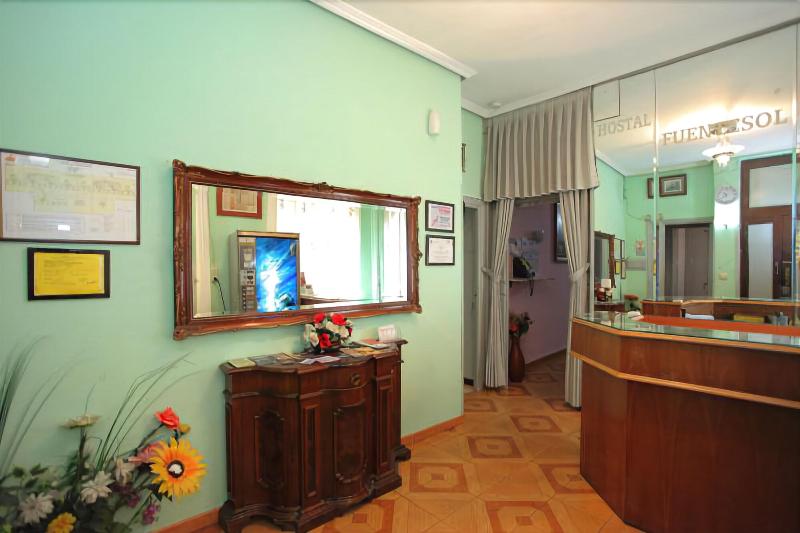 Hostal Fuentesol - Lobi