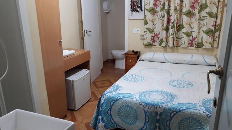 Hostal Fuentesol - Oda