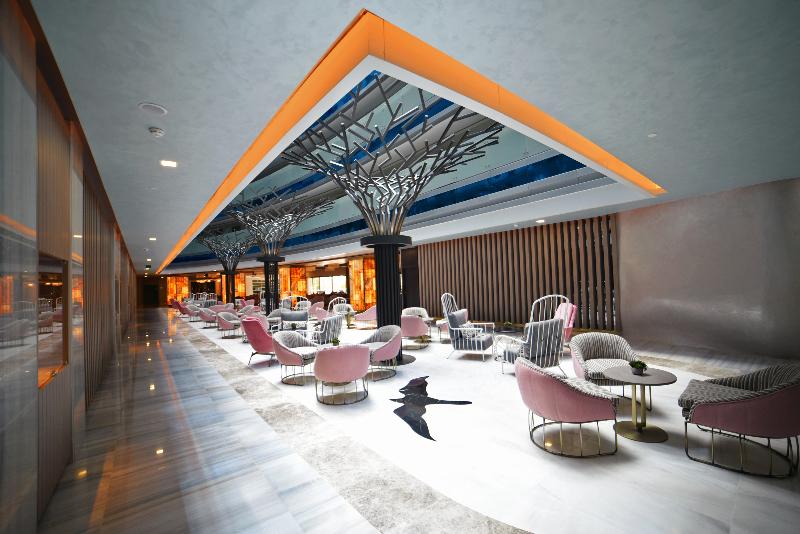 Royal Wings Hotel - Lobi