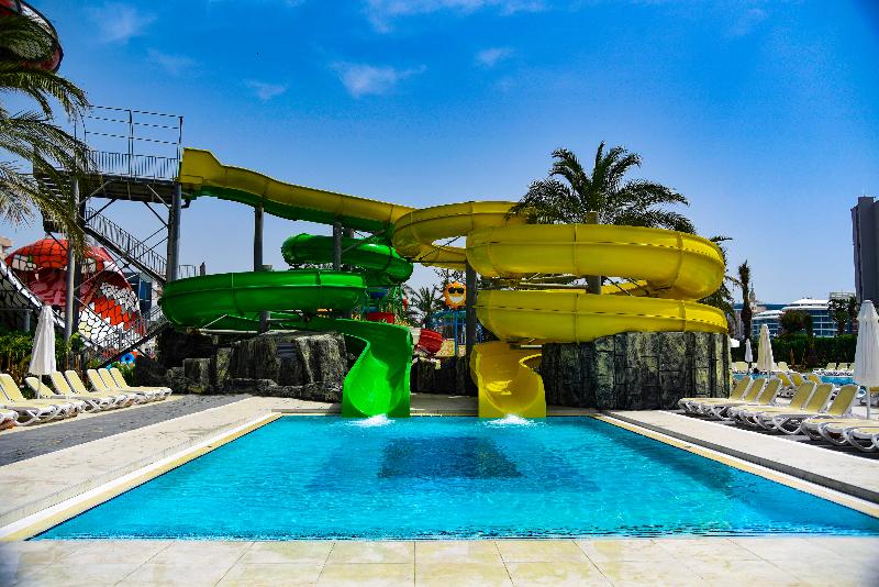 Royal Wings Hotel - Havuz