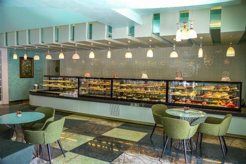 Royal Wings Hotel - Restoran