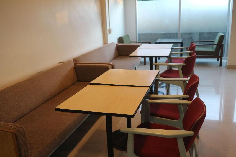 Morn Ing Hostel - Restoran