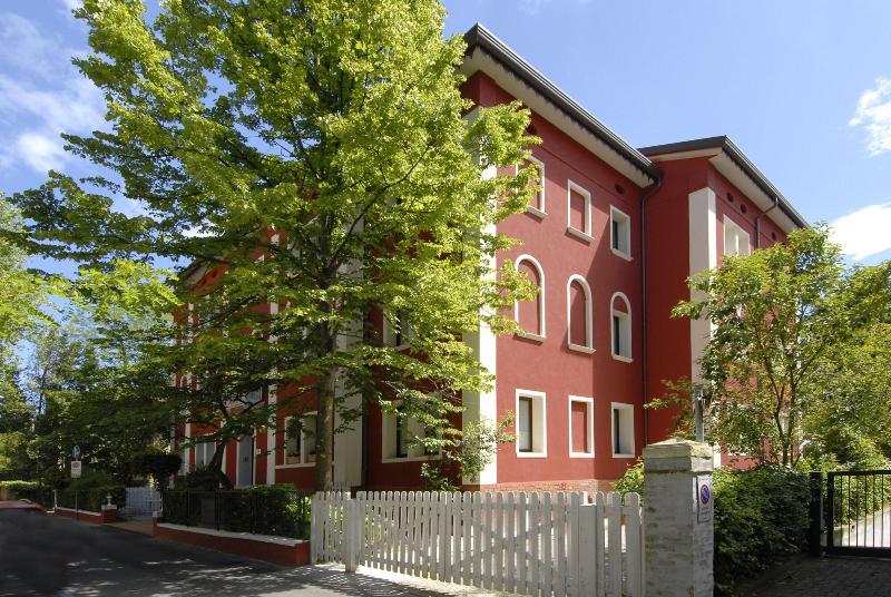 Villa Pannonia - Genel