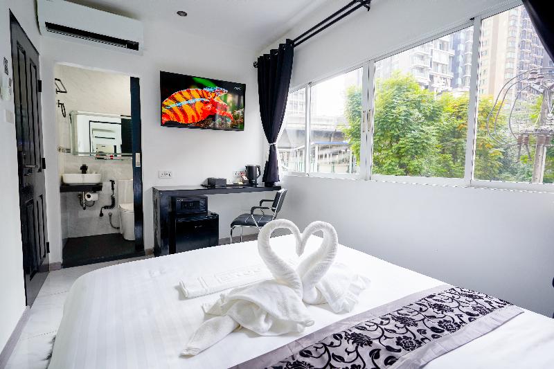 Thonglor Suites Hotel - Oda