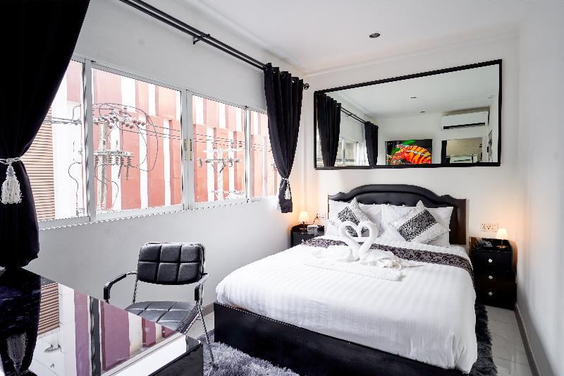 Thonglor Suites Hotel - Oda