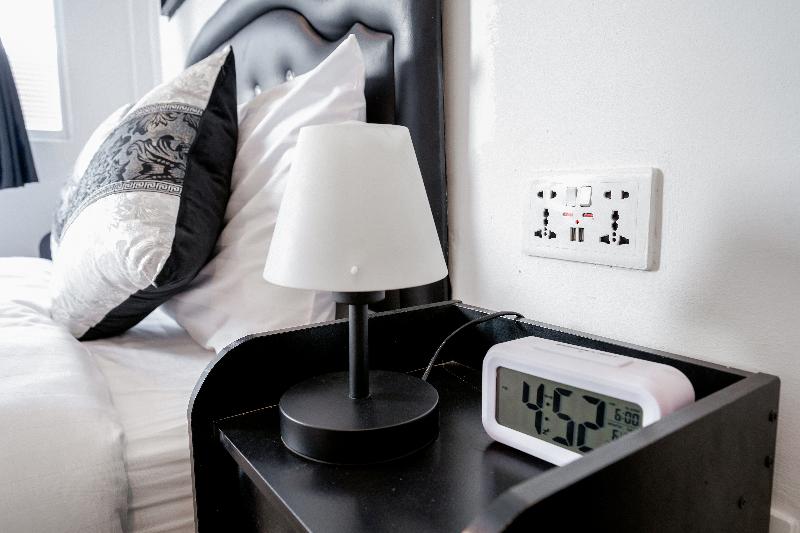 Thonglor Suites Hotel - Oda