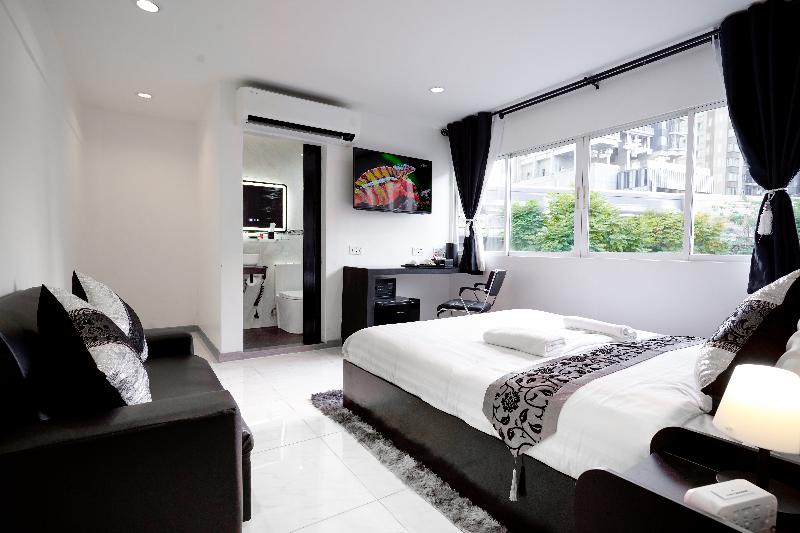 Thonglor Suites Hotel - Oda