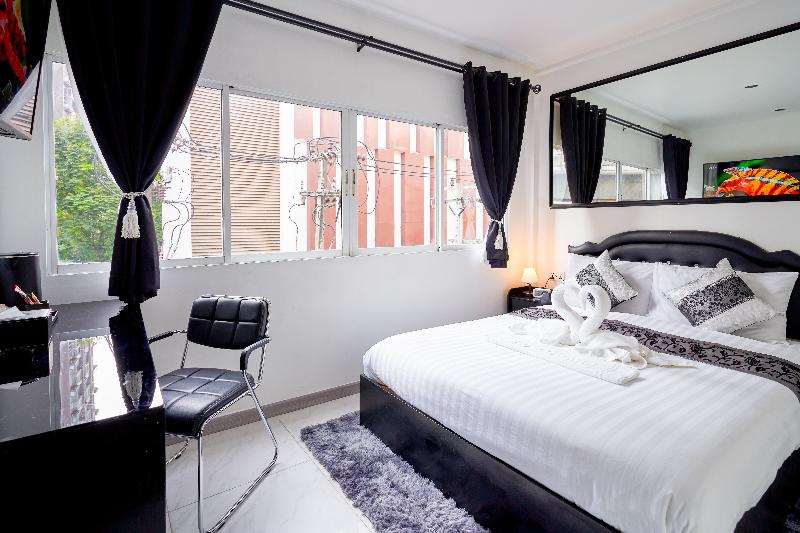 Thonglor Suites Hotel - Oda