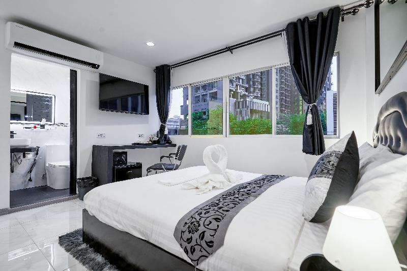 Thonglor Suites Hotel - Oda