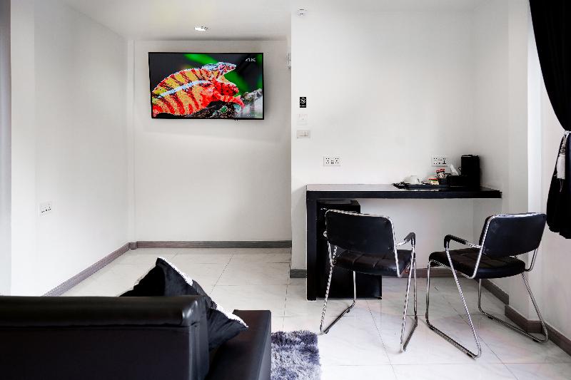 Thonglor Suites Hotel - Oda