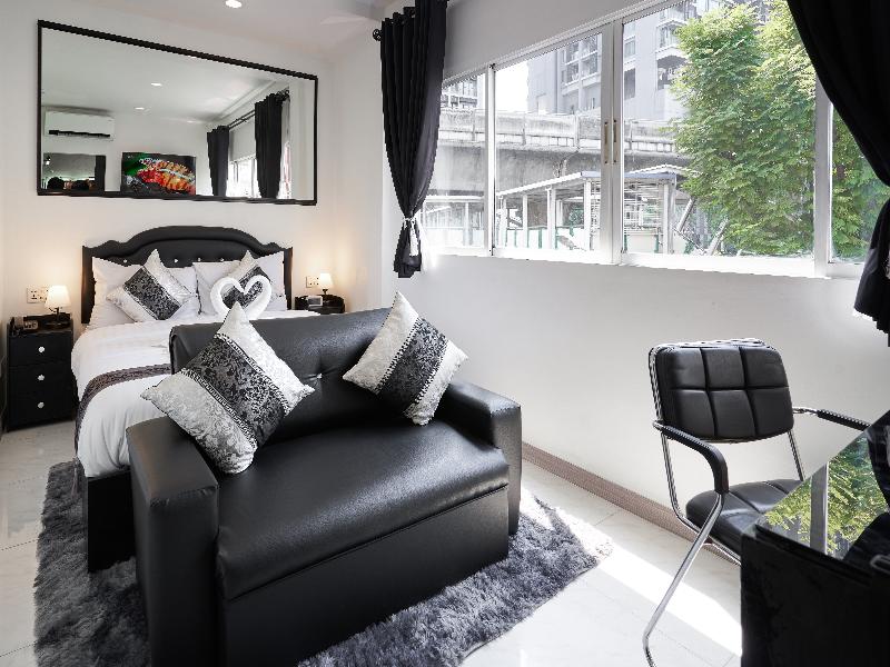 Thonglor Suites Hotel - Oda