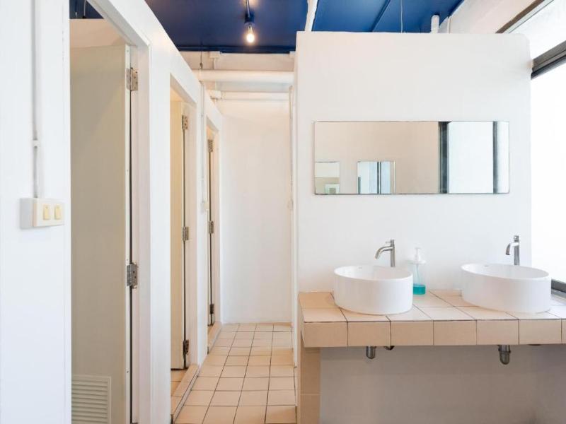 Arawana Hostel Silom - Oda