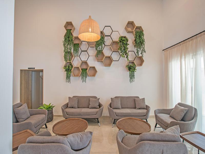 Bohemian Gardens Hotel - Lobi