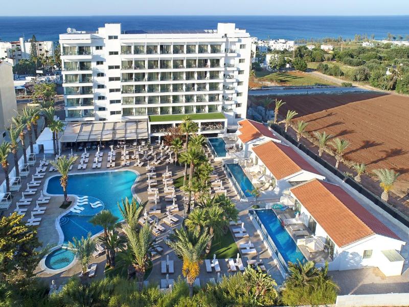 Bohemian Gardens Hotel - Genel