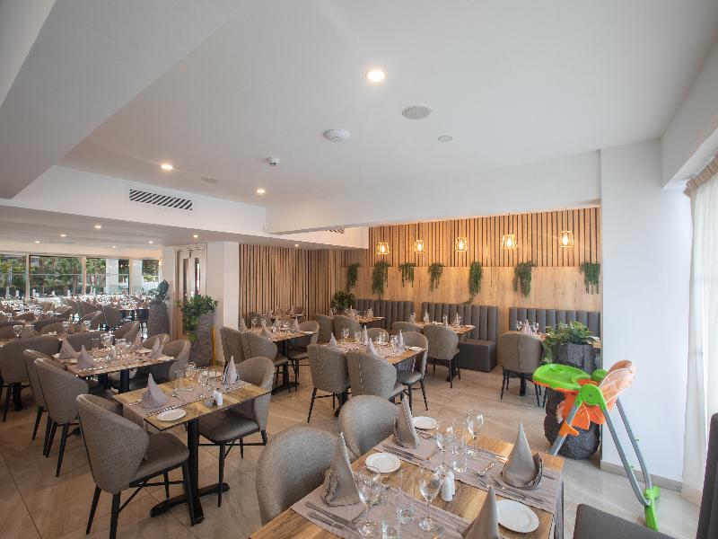 Bohemian Gardens Hotel - Restoran