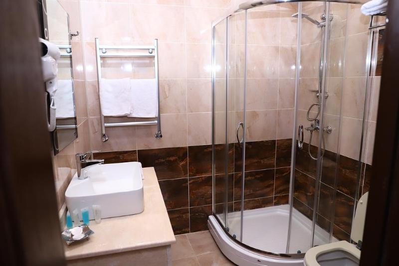 Ruma Qala Hotel - Oda