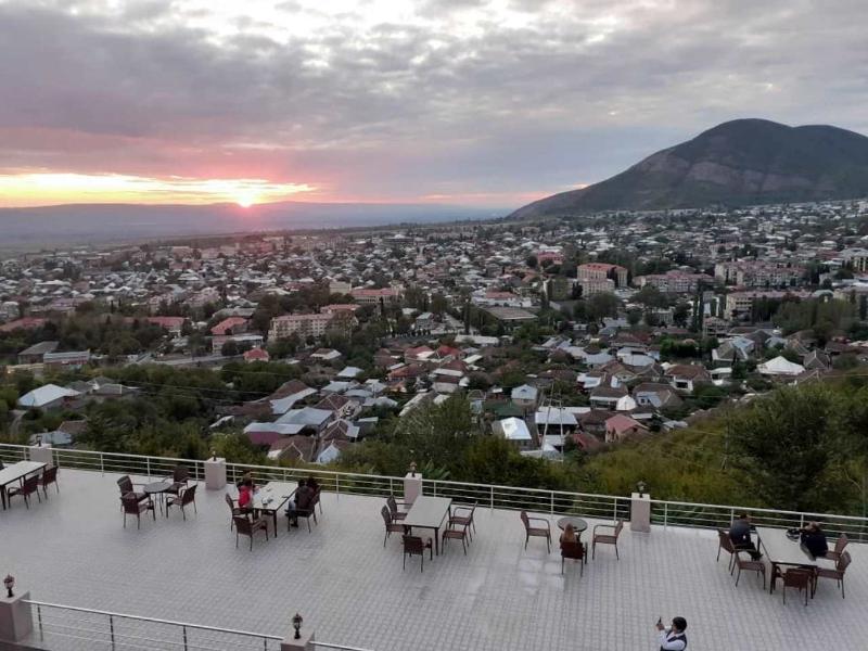 Ruma Qala Hotel - Teras
