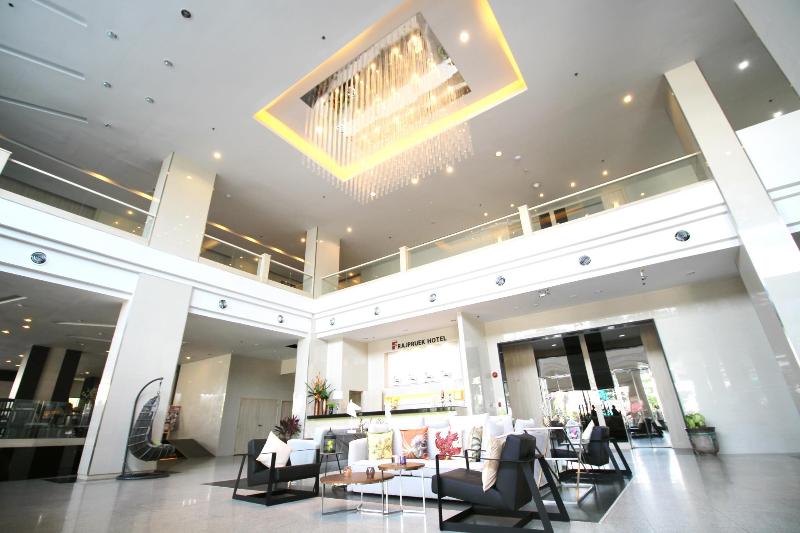 Fortune Rajpruek Hotel - Lobi