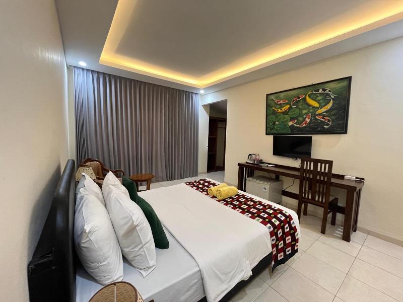 Lovina Beach Hotel - Oda