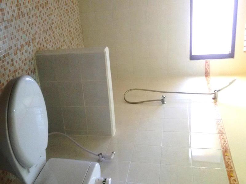 Lovina Beach Hotel - Oda